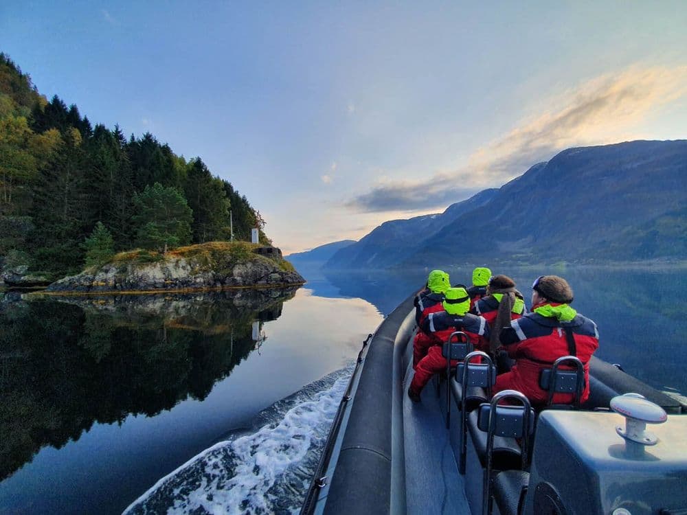 Elsykkel og Fjordsafari i Osterfjorden