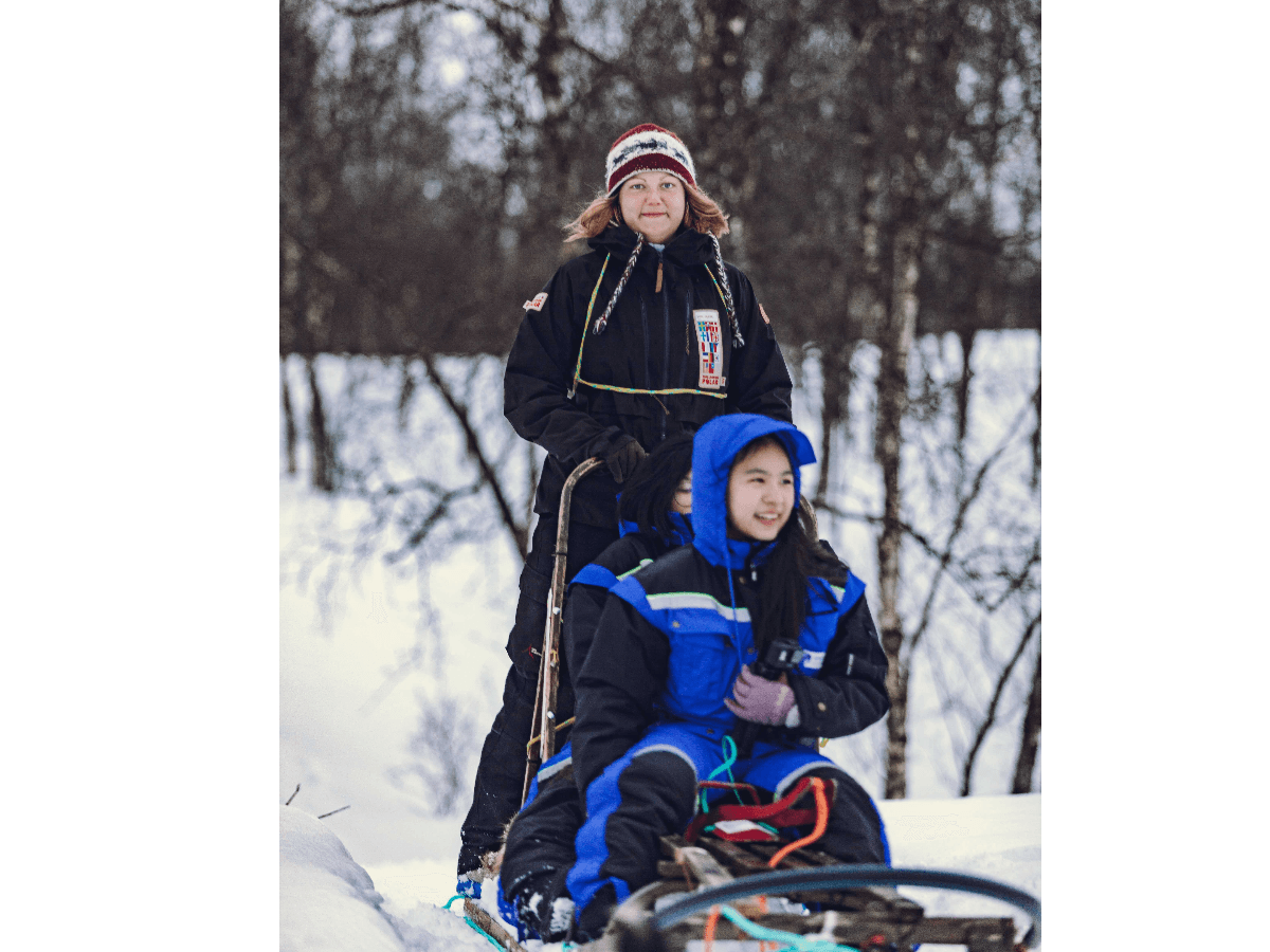 Tromsø: Combo artica: slitta con husky, motoslitta e visita alle renne a Camp Tamok