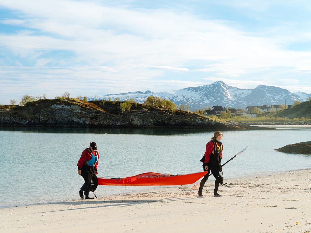 Guided Sea Kayaking Afternoon Tour at Sommarøy photo 6