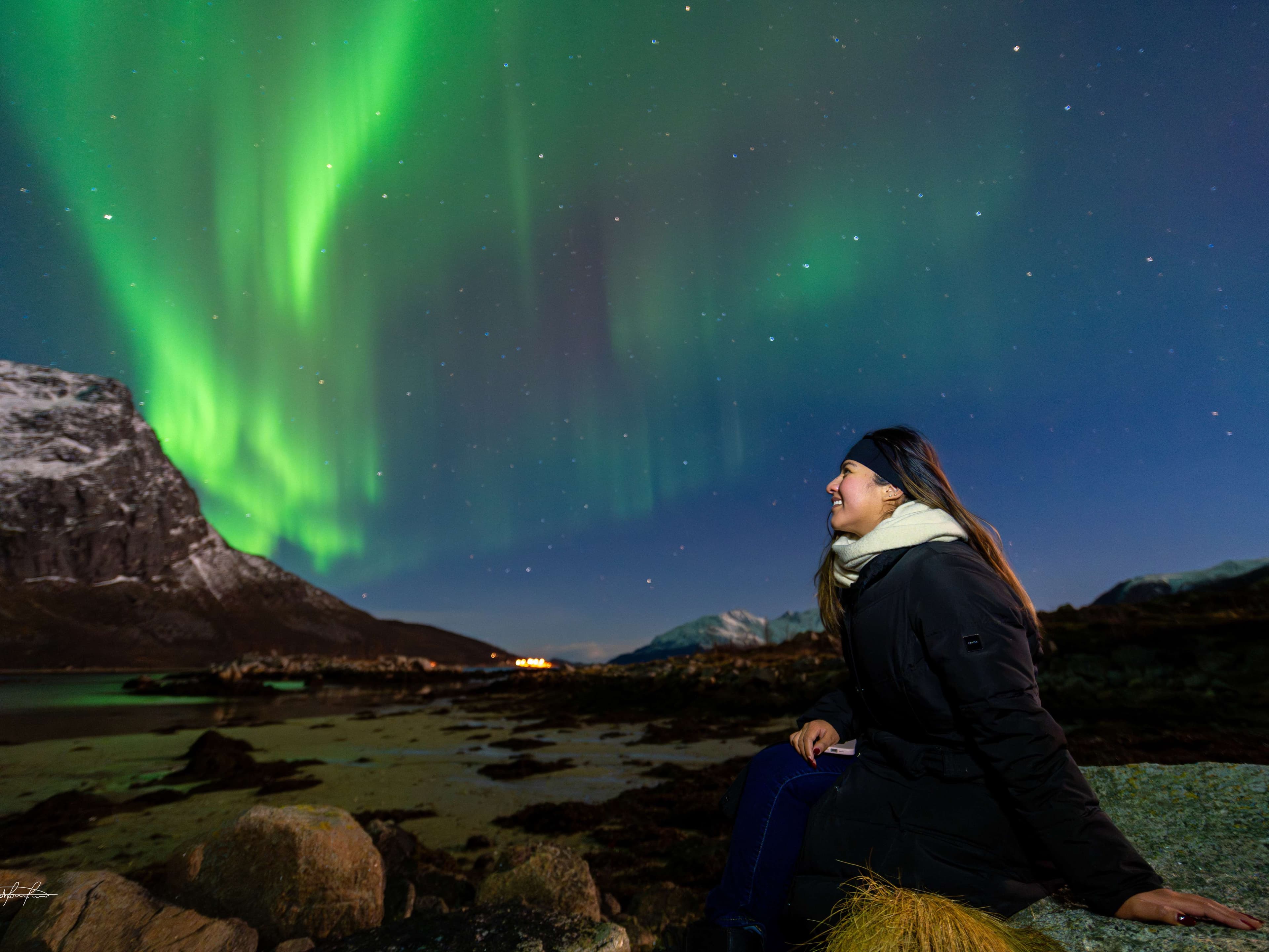 Tromsø: Small Group Northern Lights Tour with Expert Guide & Photos photo 3