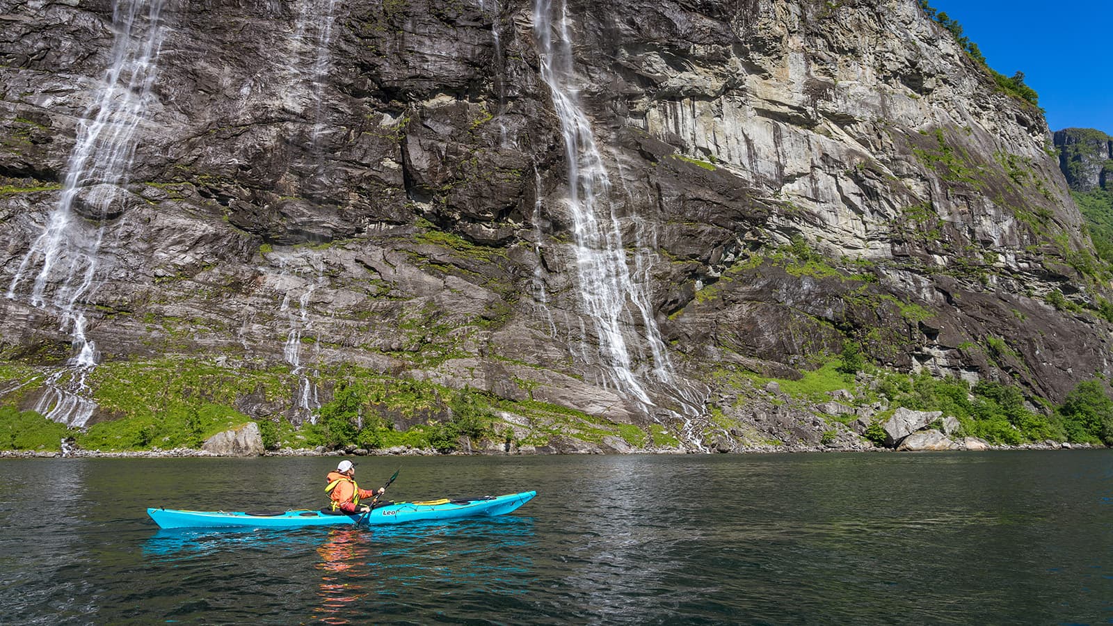 Kajakktur til de Syv Søstre i Geiranger