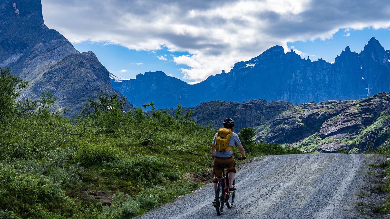 El-sykkel og fjelltur i Åndalsnes