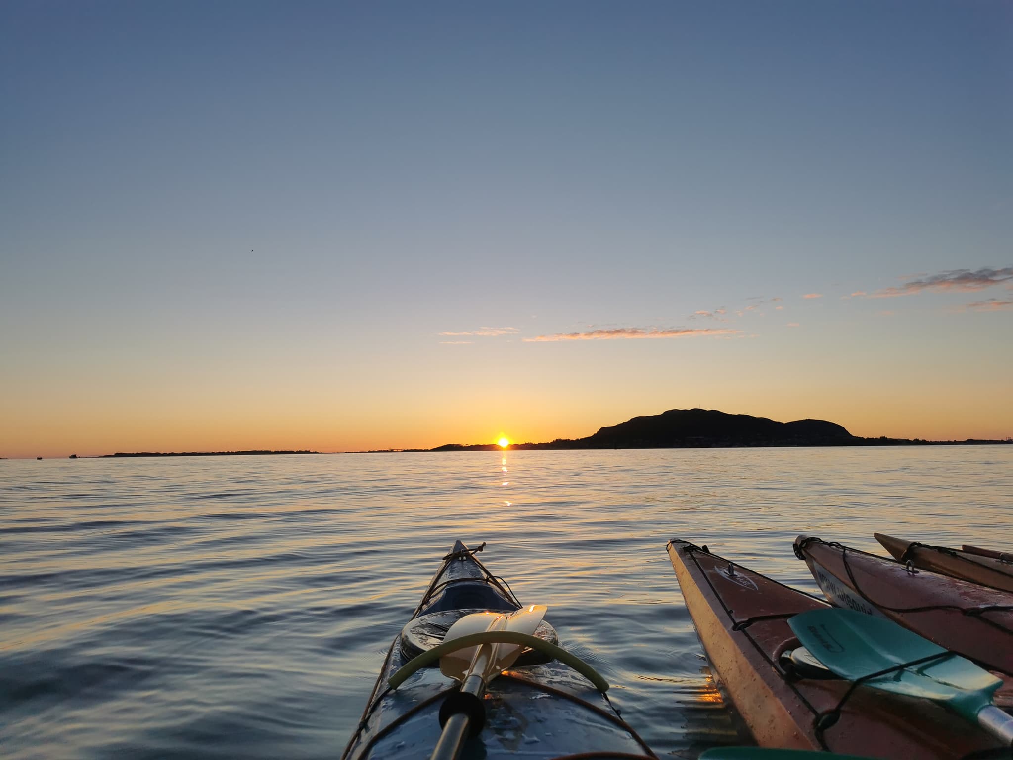 Solnedgangstur i kajakk i Ålesund photo 3