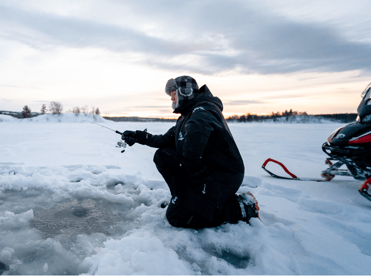 Ice Fishing with Expert photo 2